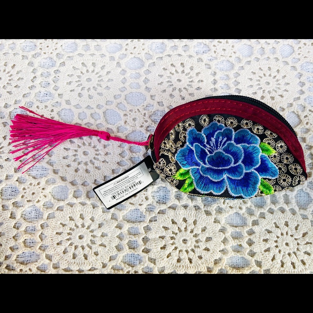 Black Coin Purse with Navy/Baby Blue Flower